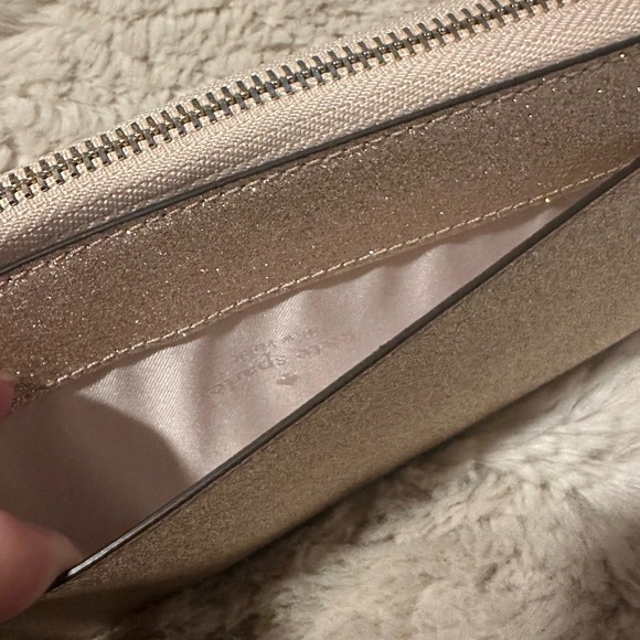 EUC Kate Spade Large Glitter Wallet (Gold) - Picture 4 of 9